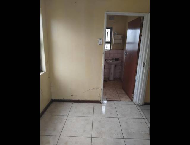 3 BEDROOM HOUSE FOR SALE IN MTHATHA CENTRAL
